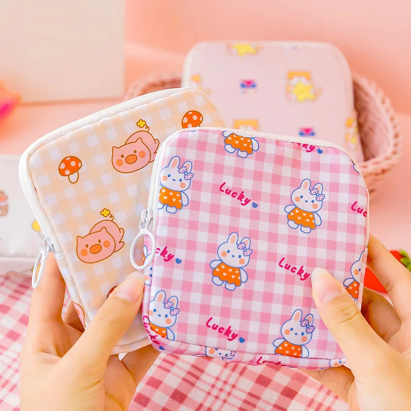 Women Girls Kawaii Cosmetic Makeup Tampon Bear Napkin Pouch Storage Bag Coin Purse Sanitary Pads Bag Mini Data Cables Organizer